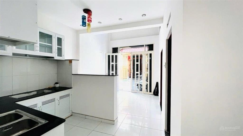 Bán nhà lê trọng tấn tân phú hxh ngang 6m 3 tầng dtsd 95m dòng tiền 10tr/tháng, chỉ 5tỷ còn tl