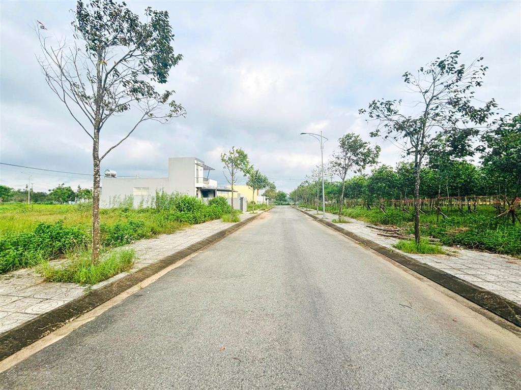 Vsip quảng ngãi  mặt tiền view trường học  hướng nam