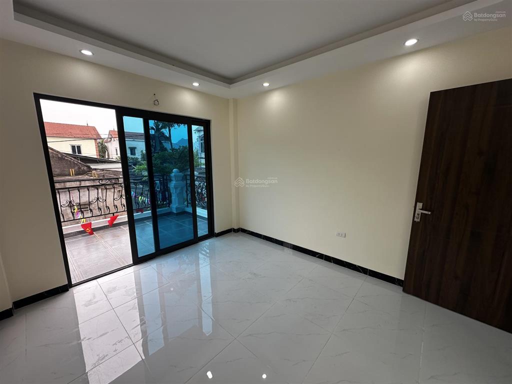 Nhà độc lập 4tx45m2 ngõ ôtô lùi cửa gần chợ 500m cầu đại thành hưng đạo giá bán trong tháng 3,75 tỷ