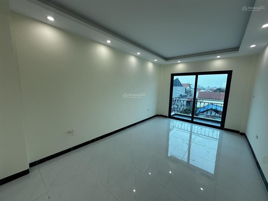 Nhà độc lập 4tx45m2 ngõ ôtô lùi cửa gần chợ 500m cầu đại thành hưng đạo giá bán trong tháng 3,75 tỷ