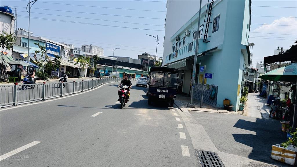 Hẻm xe hơi  sát mặt tiền  khu y tế kỹ thuật cao  100m2  4m x 25.5m  3 tầng  17 phòng  7.1 tỷ