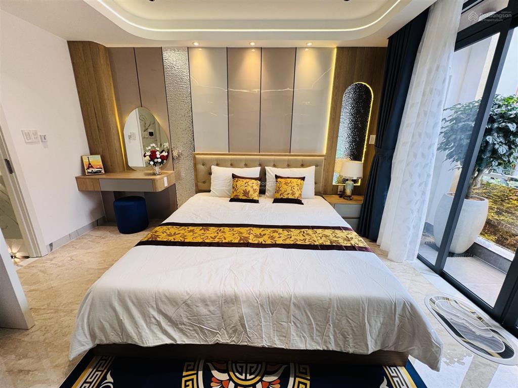 Siêu phẩm nhà phố  xây mới  hxh  sát mặt tiền  quang trung  p8  gv  68m2  5 tầng  9.99 tỷ