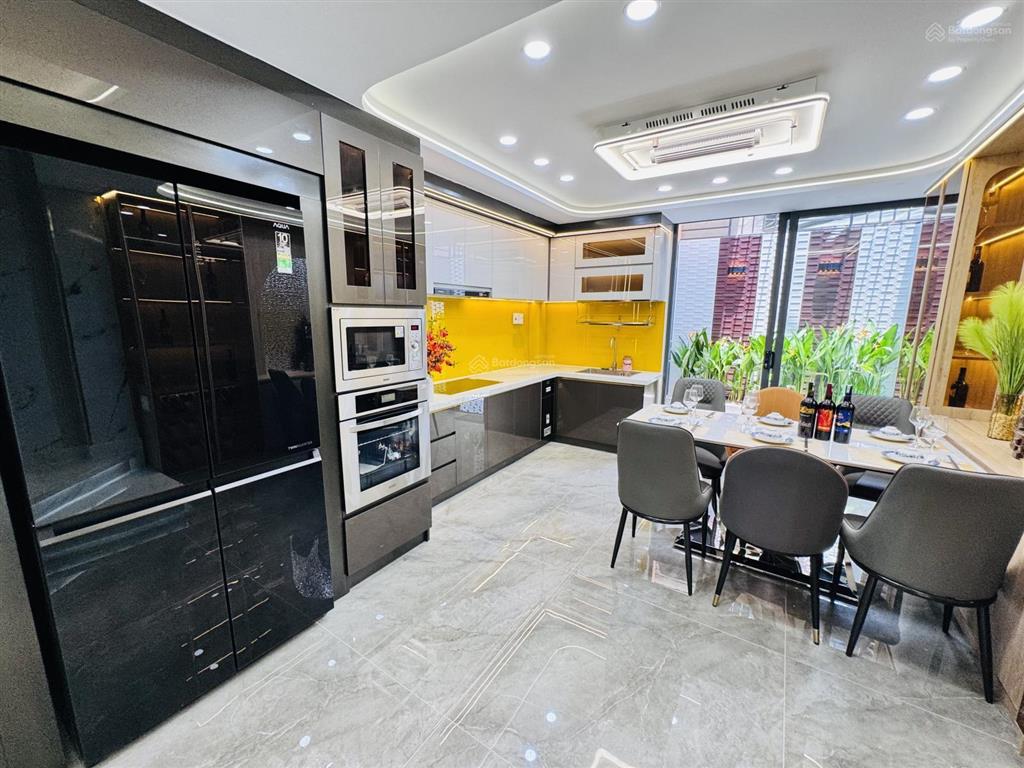 Siêu phẩm nhà phố  xây mới  hxh  sát mặt tiền  quang trung  p8  gv  68m2  5 tầng  9.99 tỷ