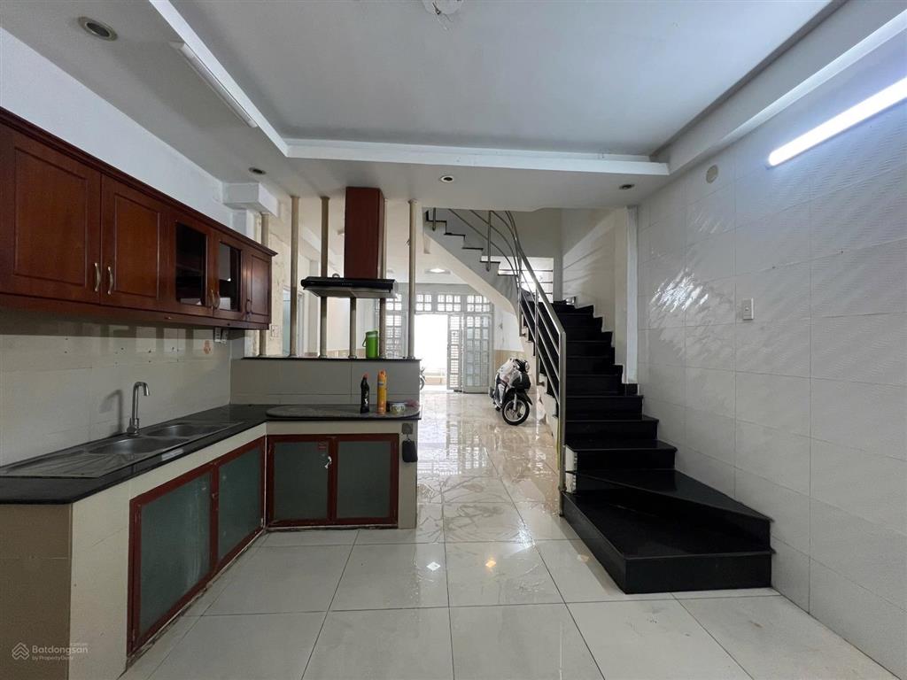 Hxh sát mặt tiền  thích quảng đức  phú nhuận  3.9m x 13m  50m2  4 tầng  5pn  chỉ 9.45 tỷ