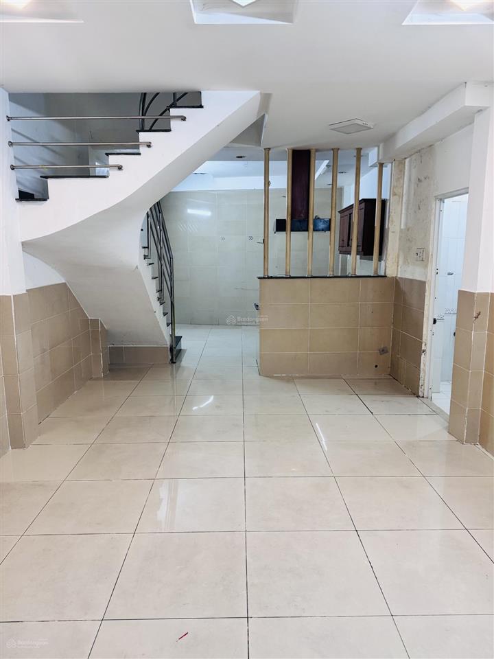 Hxh sát mặt tiền  thích quảng đức  phú nhuận  3.9m x 13m  50m2  4 tầng  5pn  chỉ 9.45 tỷ