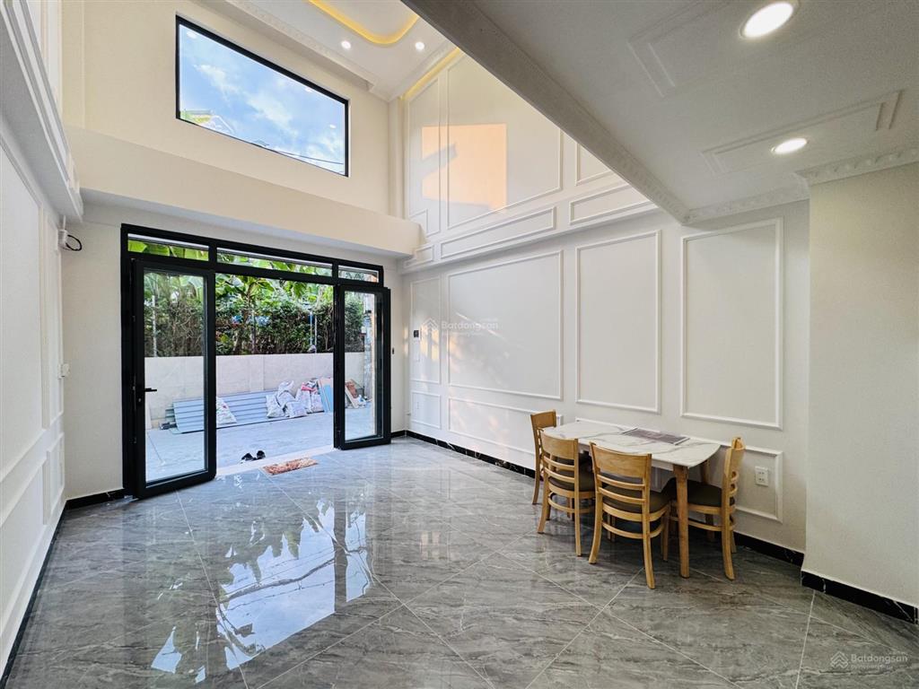 Phú nhuận  xây mới  oto vào nhà  50m2  5 tầng  5 phòng  6vs  sát mặt tiền  11.9 tỷ