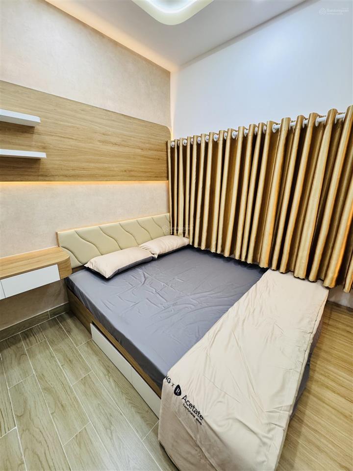 Phú nhuận  6.15 tỷ  3 tầng  4 phòng ngủ  full nt  cách mặt tiền  nguyễn thượng hiền 2 căn 