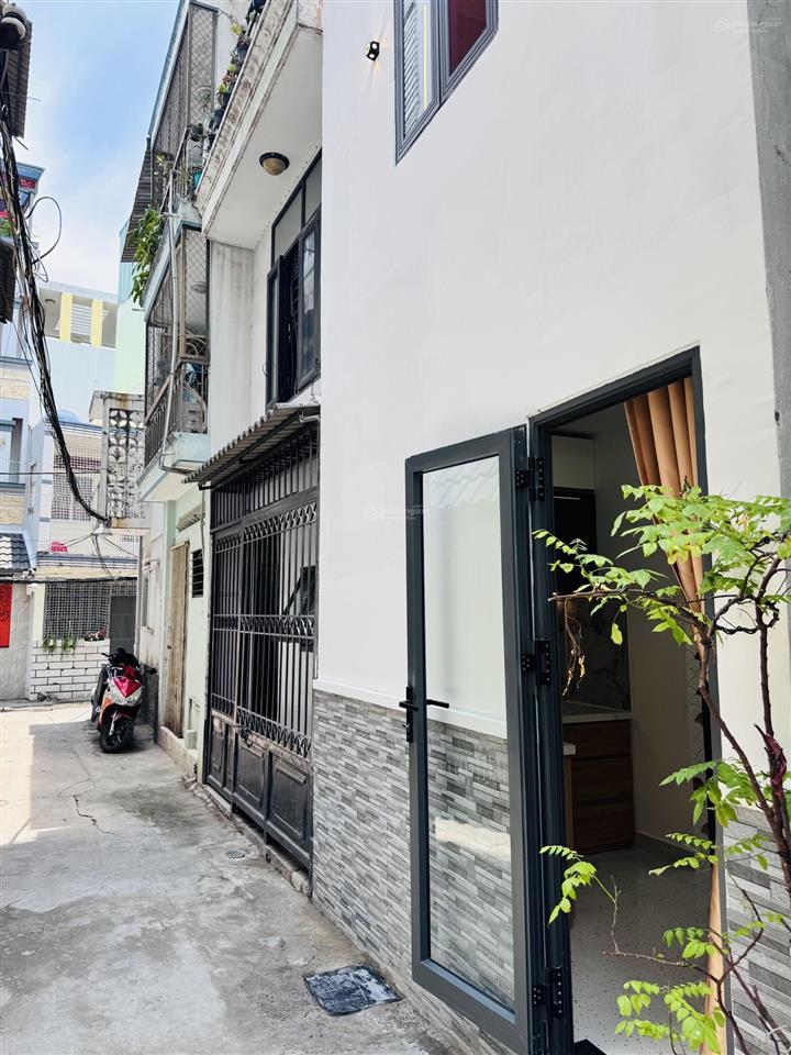 Phú nhuận  6.15 tỷ  3 tầng  4 phòng ngủ  full nt  cách mặt tiền  nguyễn thượng hiền 2 căn 