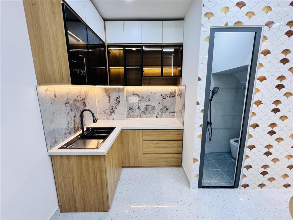 Phú nhuận  6.15 tỷ  3 tầng  4 phòng ngủ  full nt  cách mặt tiền  nguyễn thượng hiền 2 căn 