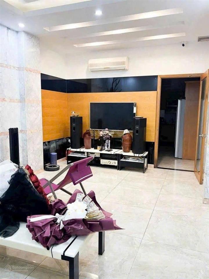 16,8 tỷ  104m2  hẻm 8m  3 tầng st  2 căn ra mặt tiền  phú nhuận  vị trí kinh doanh đỉnh