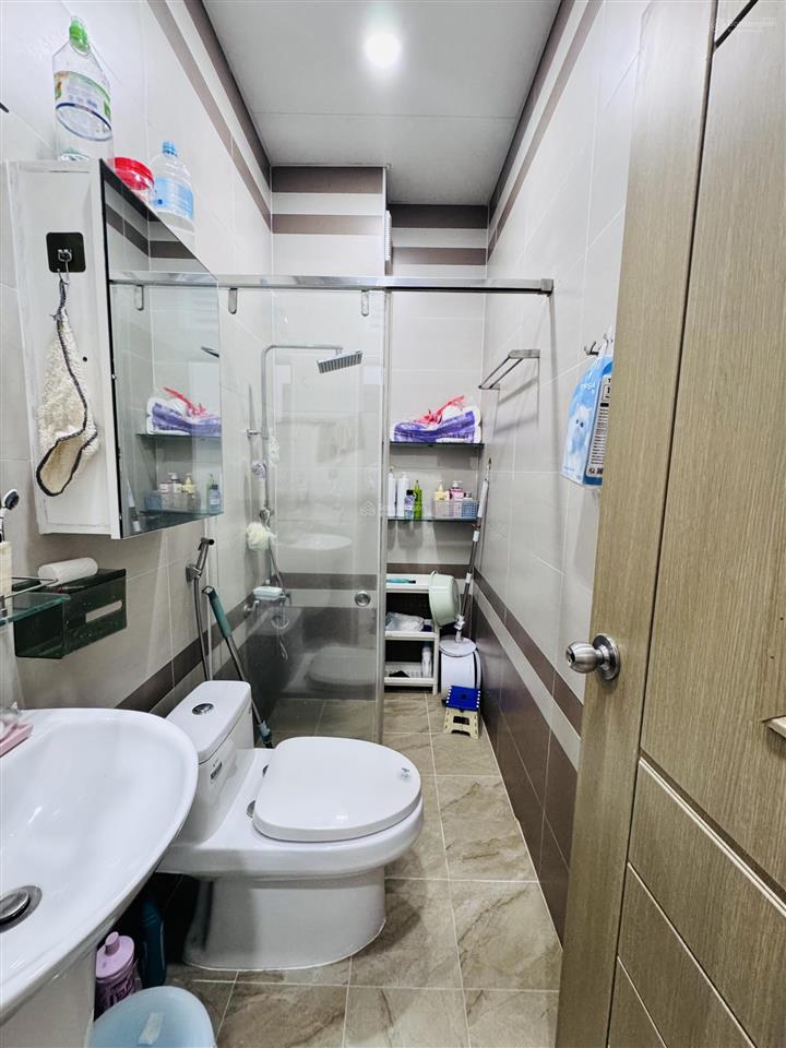 12.58t  bán nhà bình thạnh  oto 7 chỗ vào nhà  lê quang định p7  70m2 4tầng có phòng dưới trệt