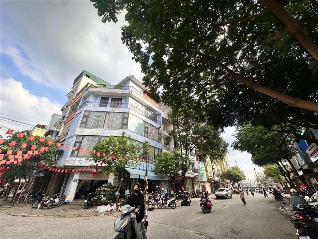 Xala hà đông phân lô vỉa hè 6 tầng thang máy . 65m2 giá nhỉnh 15tỷ . chủ ngộp bank cần bán gấp