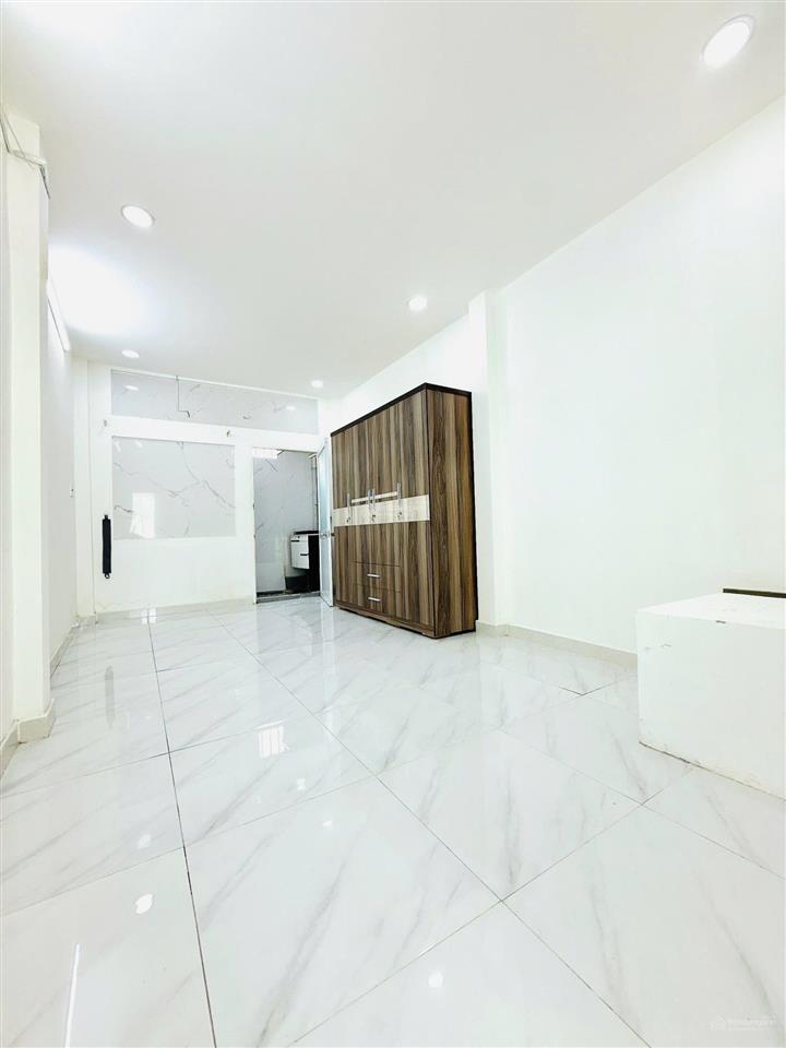 Bán nhà đường bông sao phường bình đông