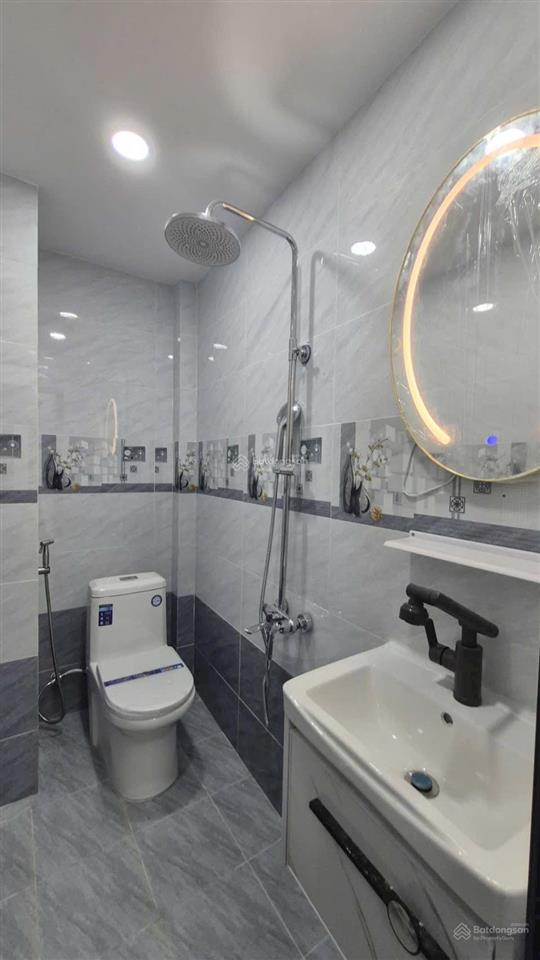 Bán nhà đường hưng phú phường 8 quận 8