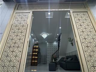 Bán nhà riêng 30m2 ba đình phường chánh hưng
