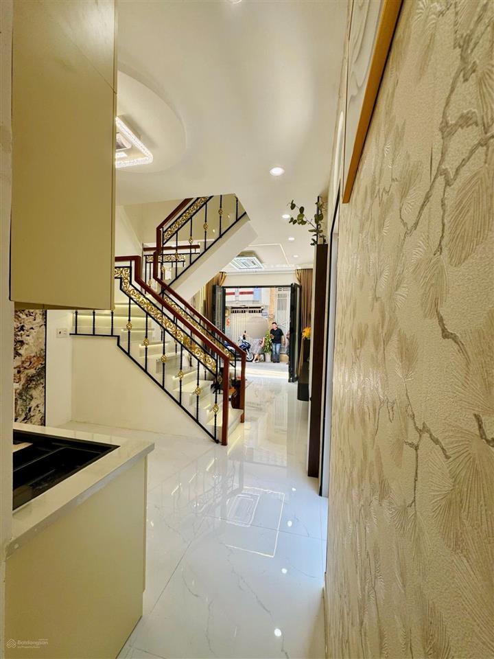 Bán nhà riêng 36m2 đường âu dương lân