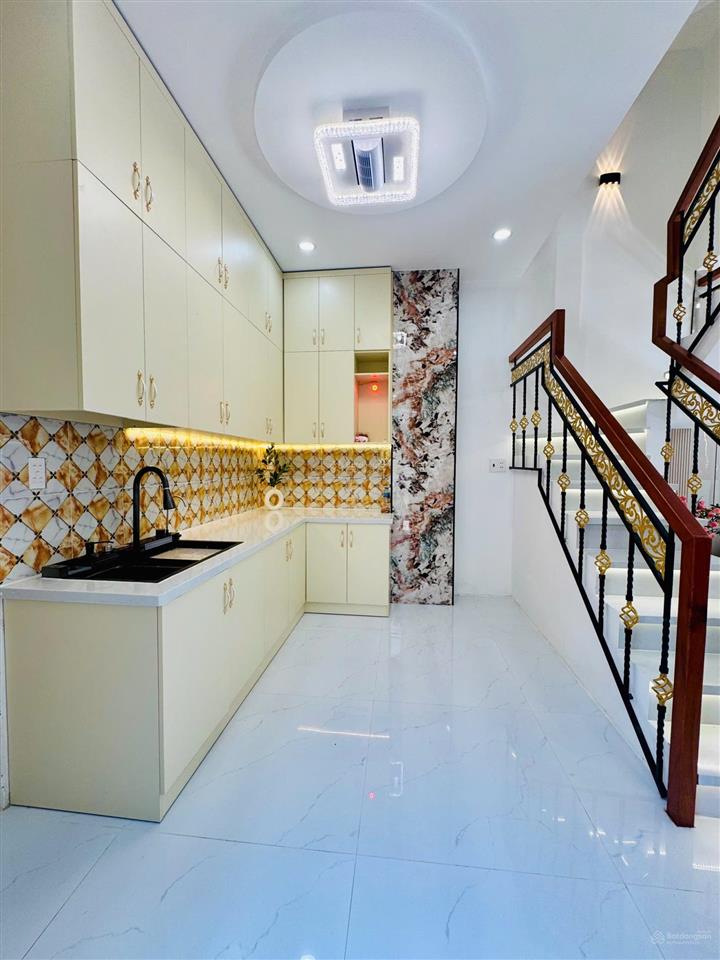 Bán nhà riêng 36m2 đường âu dương lân