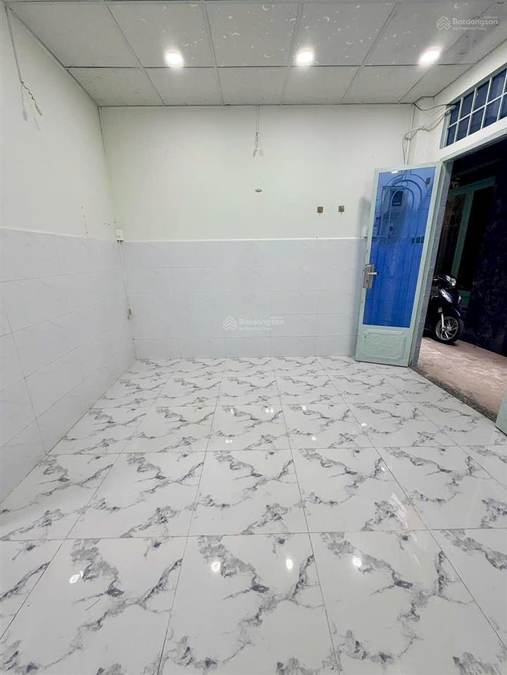 Bán nhà riêng 20m2 đường âu dương lân