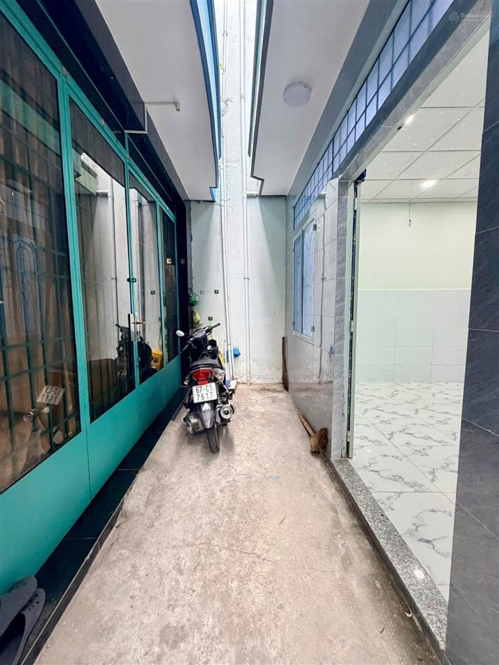 Bán nhà riêng 20m2 đường âu dương lân