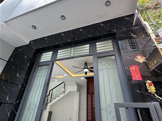 Bán nhà riêng 42m2 đường hưng phú p. chánh hưng