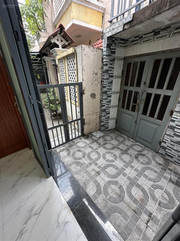 Bán nhà riêng 42m2 đường hưng phú p. chánh hưng