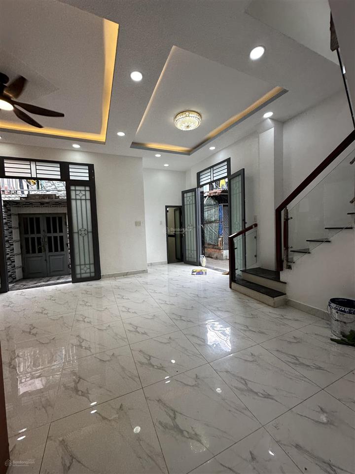 Bán nhà riêng 42m2 đường hưng phú p. chánh hưng