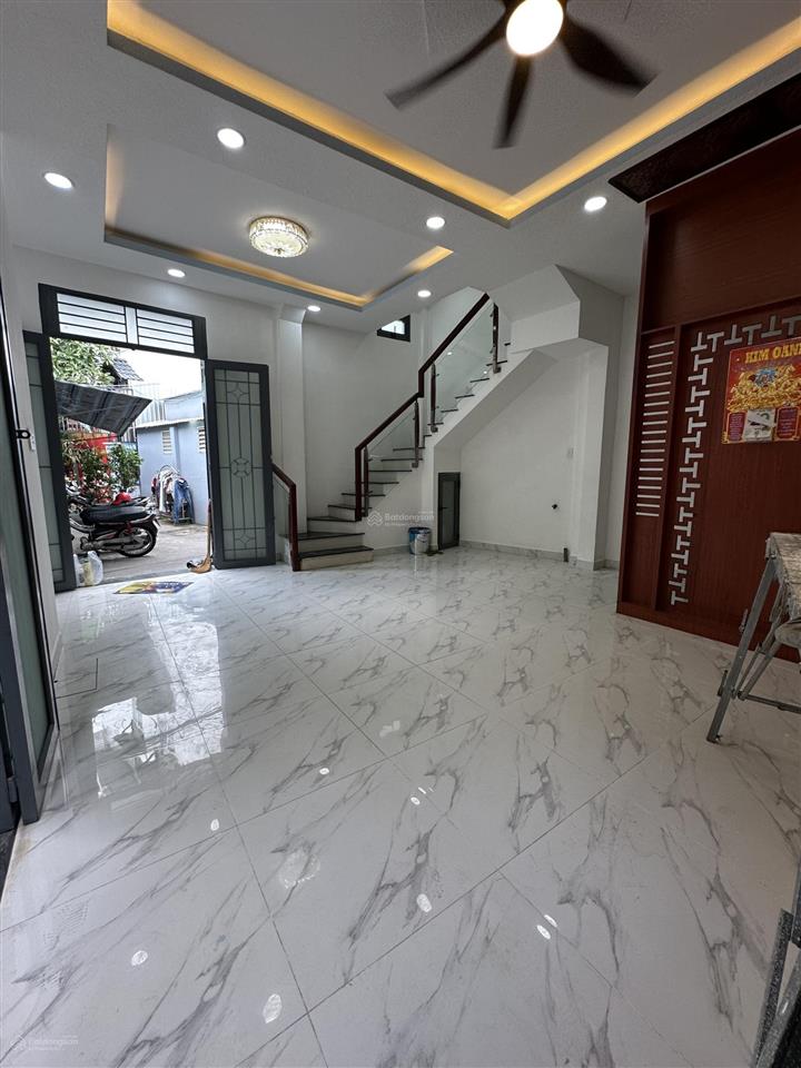 Bán nhà riêng 42m2 đường hưng phú p. chánh hưng