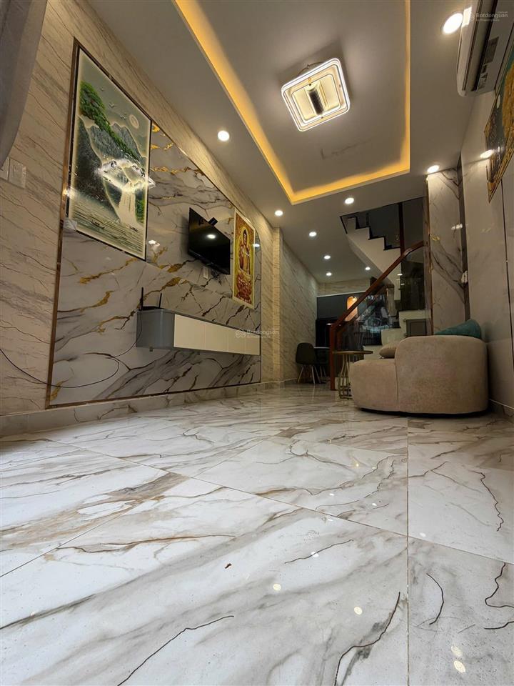 Bán nhà riêng 23m2 đường trần phú quận 5