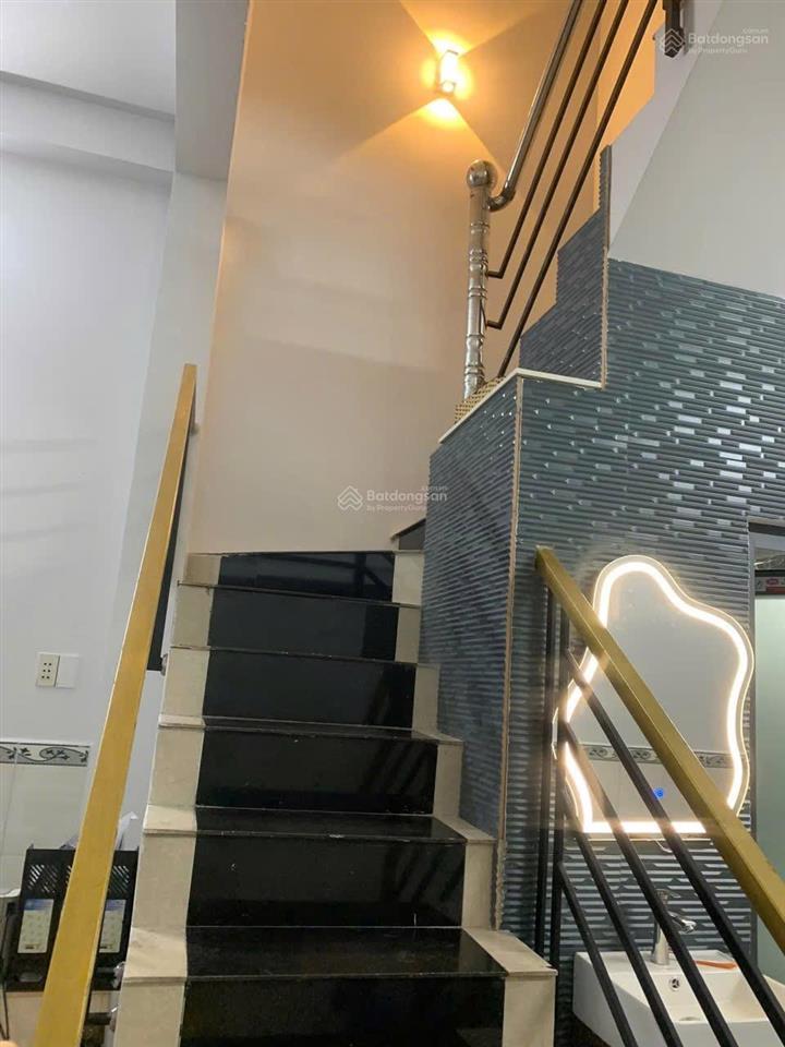 Bán nhà riêng 43m2 đường dương bá trạc f1
