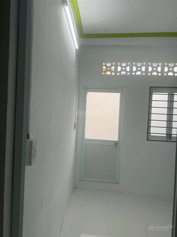 Bán nhà riêng tdsd 50m2 đường tùng thiện vương f13