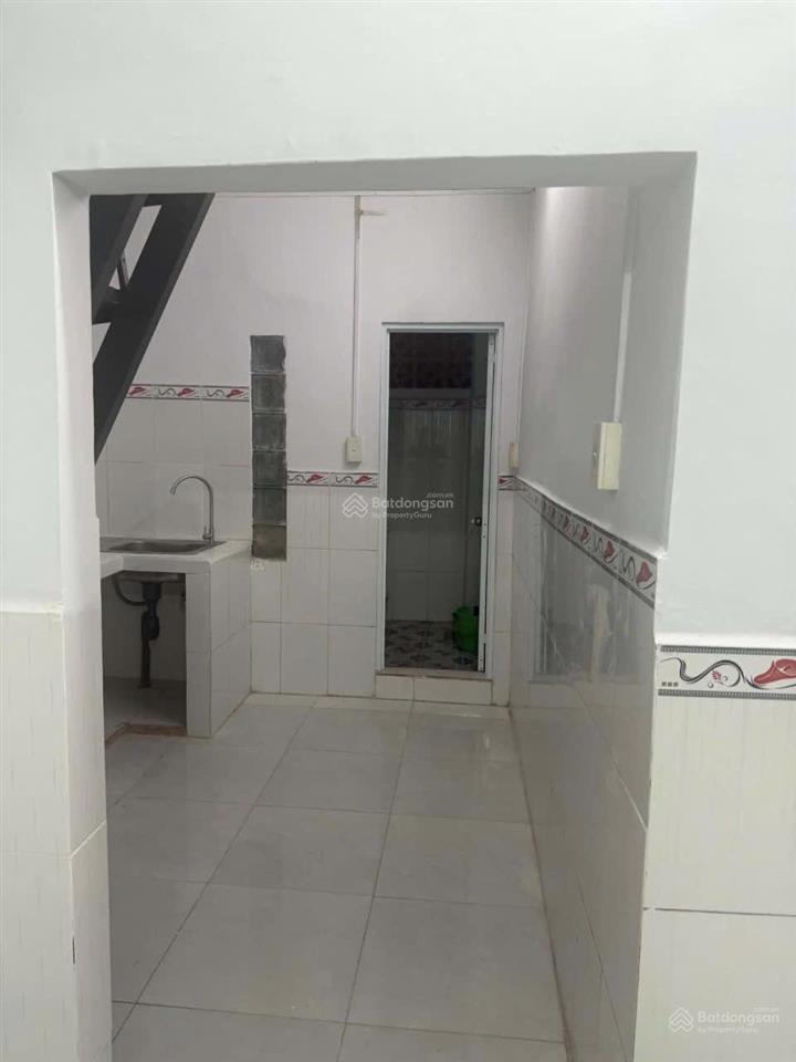 Bán nhà riêng tdsd 50m2 đường tùng thiện vương f13