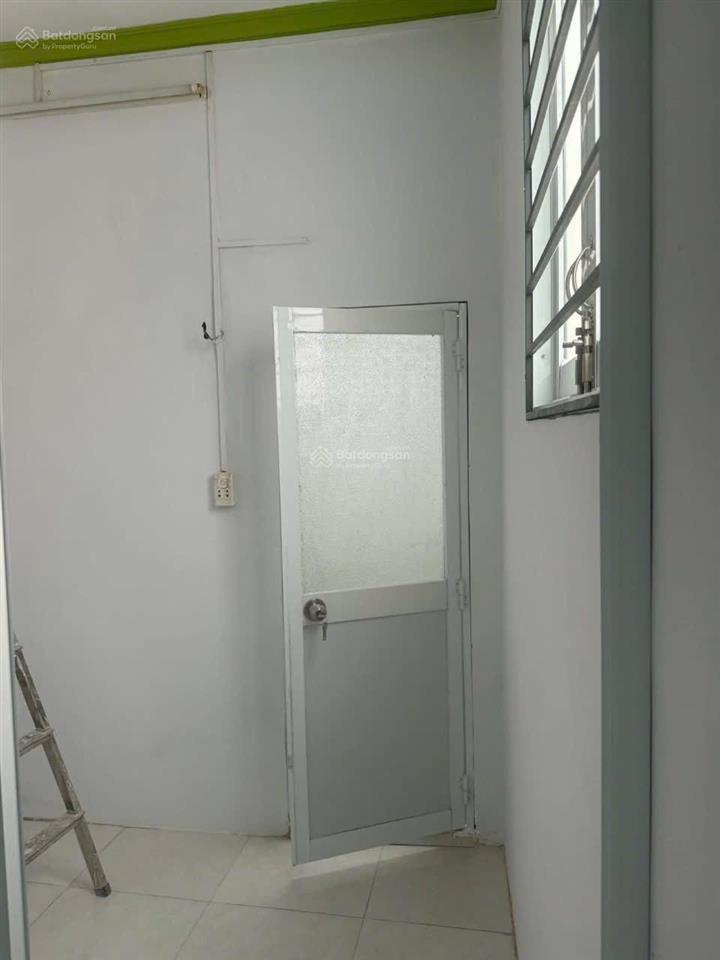 Bán nhà riêng tdsd 50m2 đường tùng thiện vương f13