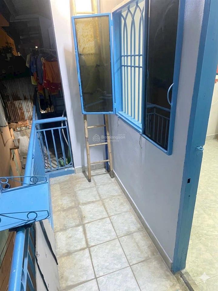 Bán nhà riêng 12m2 đường ba đình f10
