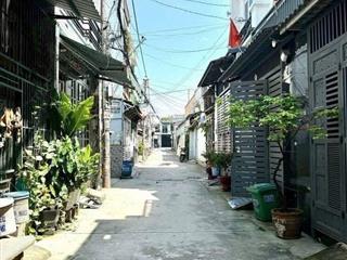 Chủ kẹt tiền cần bán gấp nhà phạm thế hiển q8  giá 750tr  sổ riêng  đang cho thuê 10tr / tháng