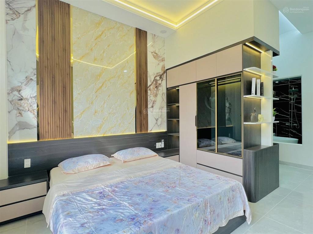 Nhà 2 lầu 5x20m ql50 sát bên bến xe quận 8. giá 760 triệu  đang cho thuê 25 triệu / tháng