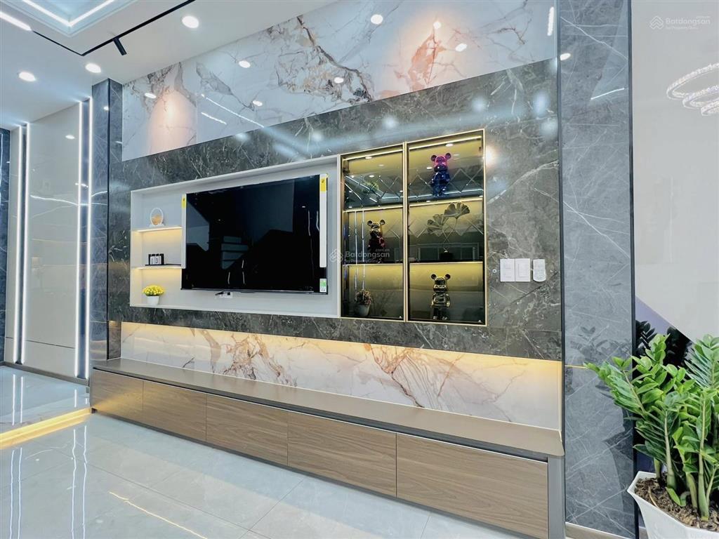 Nhà 2 lầu 5x20m ql50 sát bên bến xe quận 8. giá 760 triệu  đang cho thuê 25 triệu / tháng