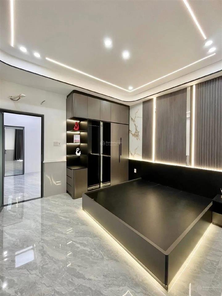 Nhà 1 lầu 5x20m ngay chợ hưng long. giá 750 triệu  đang cho thuê 25 triệu / tháng