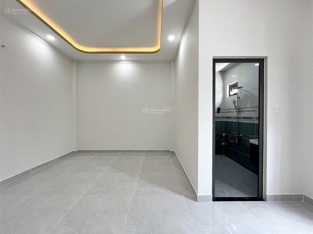 Bán nhà 6x22m cách aeon bình tân 5 phút. giá 780 triệu  đang cho thuê 20 triệu / tháng