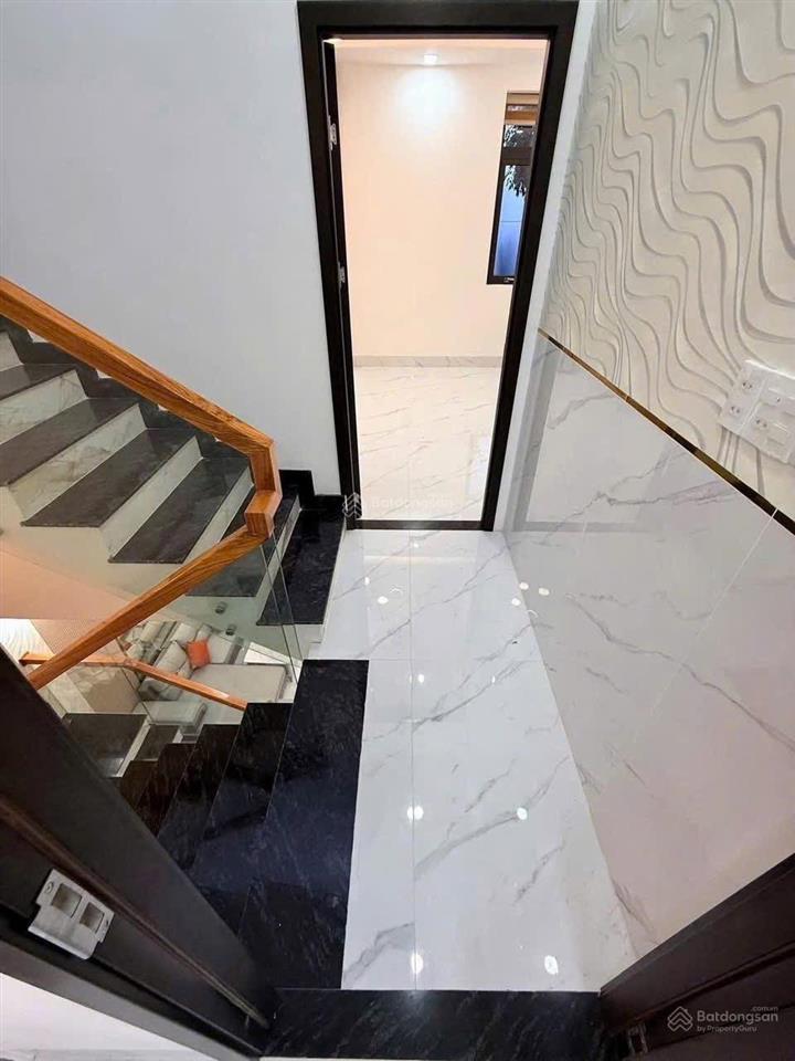 Bán nhà 6x20m ở chợ phú lạc. giá 750 triệu  đang cho thuê 20 triệu / tháng