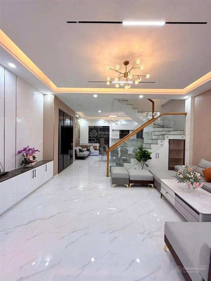 Bán nhà 6x20m ở chợ phú lạc. giá 750 triệu  đang cho thuê 20 triệu / tháng