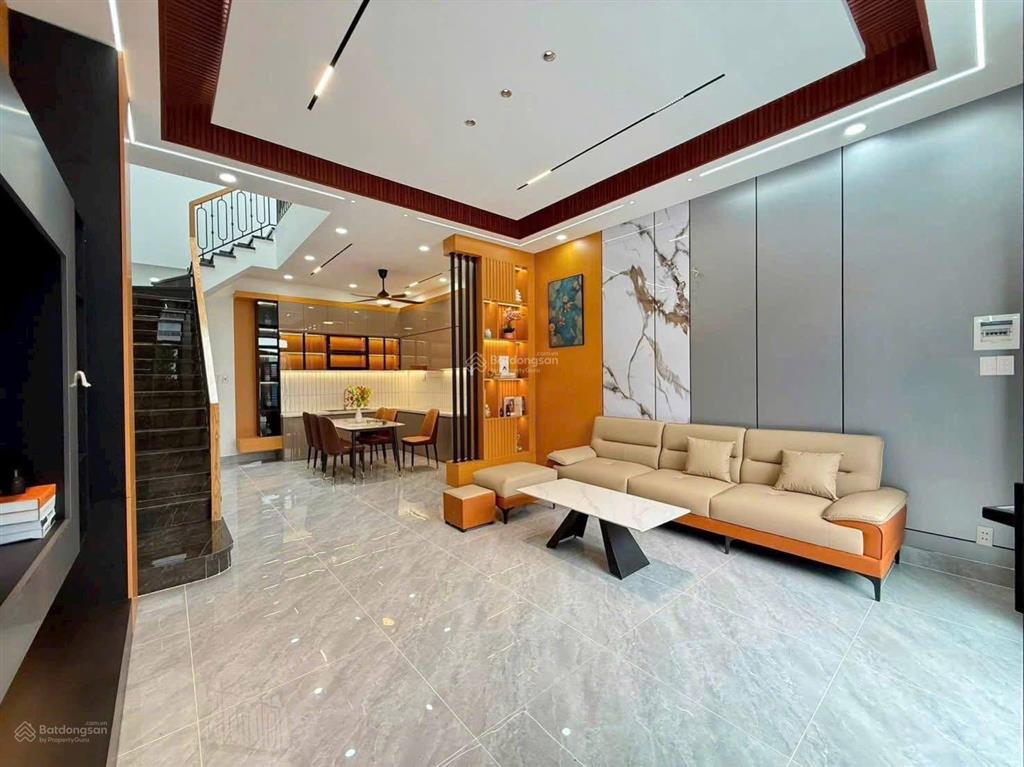 Bán nhà 5x20m cách aeon bình tân 5 phút. giá 750 triệu  đang cho thuê 20 triệu/tháng