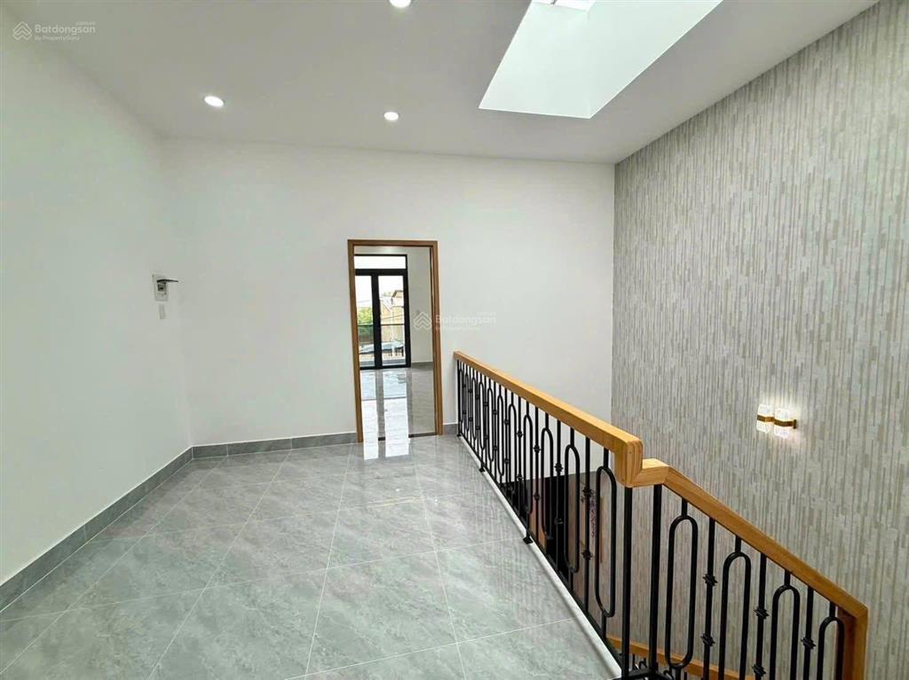 Bán nhà 5x20m cách aeon bình tân 5 phút. giá 750 triệu  đang cho thuê 20 triệu/tháng