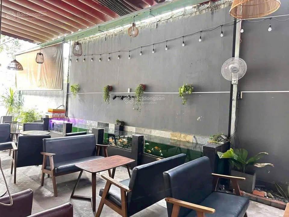 Bán nhà mặt tiền chợ hưng long 10x22m 1 trệt 1 lầu cho thuê 22 triệu/tháng