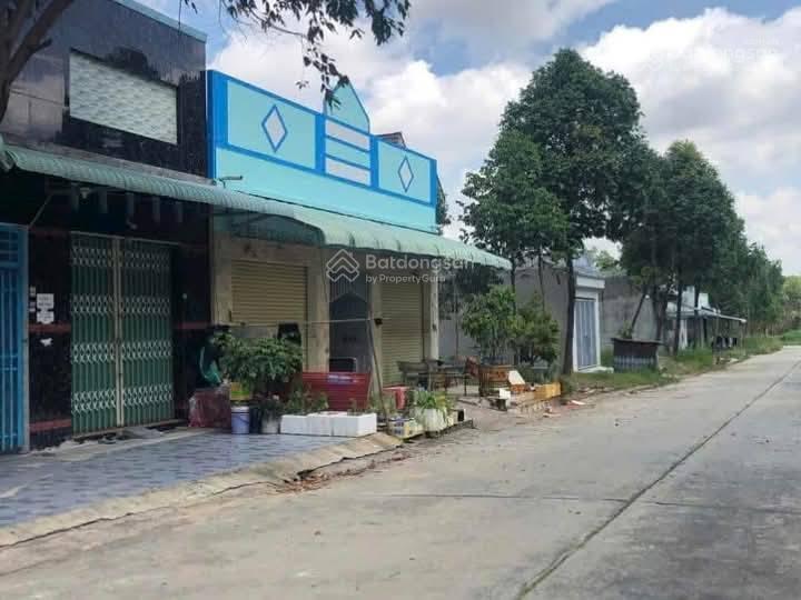 Bán gấp dãy trọ 25 phòng 800 triệu 300m2 ngay bến xe quận 8