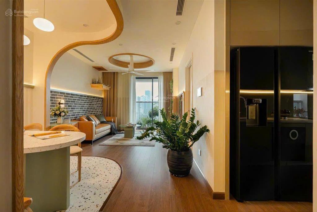 Cho thuê căn hộ 2pn, 70m2 giá tốt tại vinhomes green bay  mễ trì giá 14 triệu