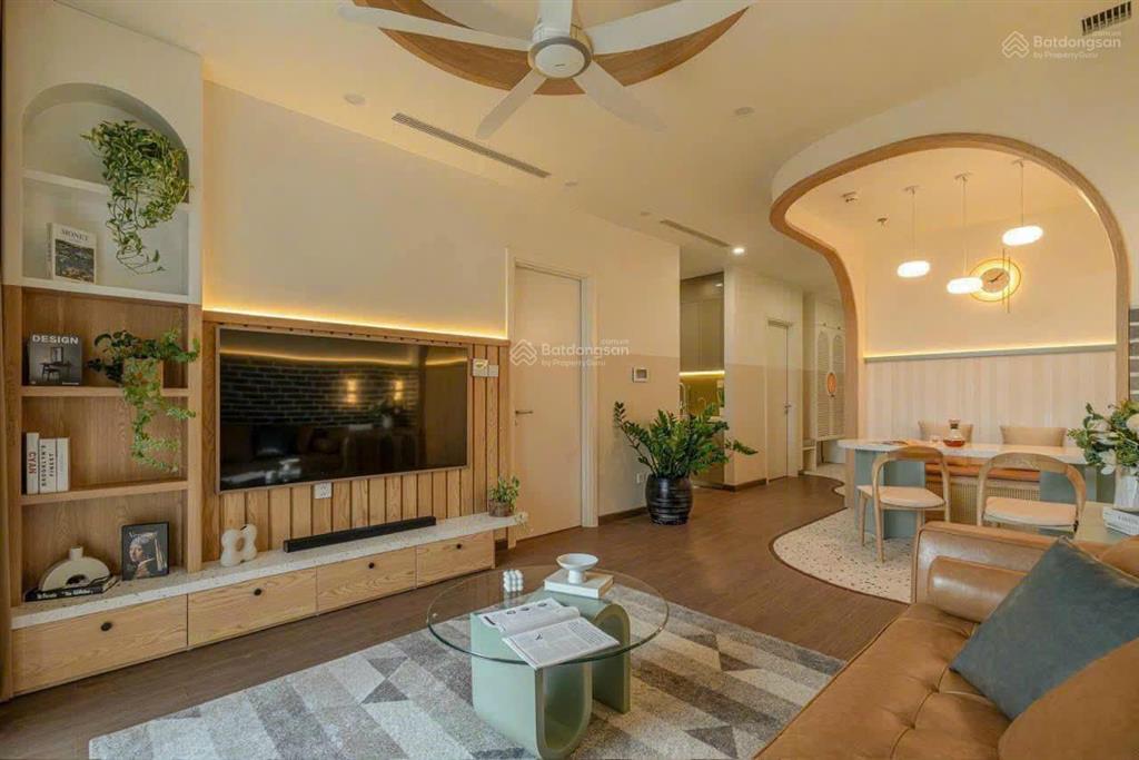 Cho thuê căn hộ 2pn, 70m2 giá tốt tại vinhomes green bay  mễ trì giá 14 triệu