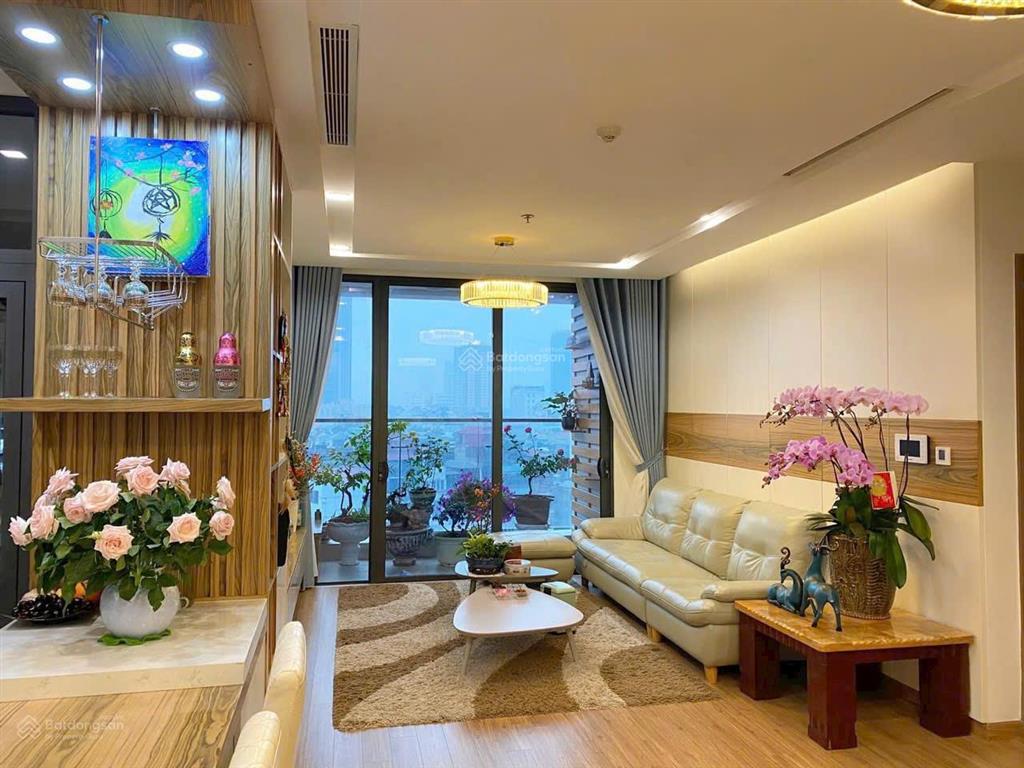 Bán nhanh căn 2n2wc, 70m2, full nội thất giá 7.5 tỷ tại vinhomes green bay