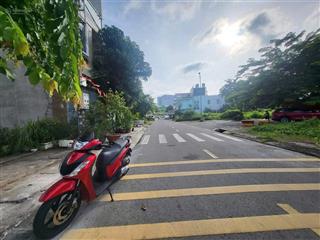 Kdc vĩnh phú 2 120m2/2ty8 sổ sẵn sang tên sát lái thiêu chủ ngộp đất full thổ còn thương lượng