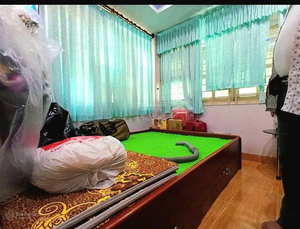 Bán nhà sát mặt tiền đường nguyễn trọng tuyển, 4 tầng 30m2, giá 6,5 tỷ (tl chính chủ)