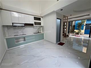 Bán nhà đẹp sát mặt tiền đường cầm bá thước, 5 tầng, 40m2, giá 9,2 tỷ (tl chính chủ)